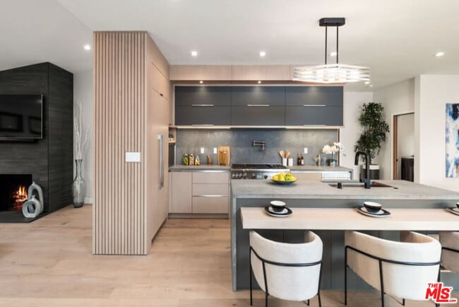 Building Photo - 3936 Farley Ct