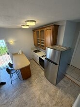 Building Photo - 7842 Barton Dr