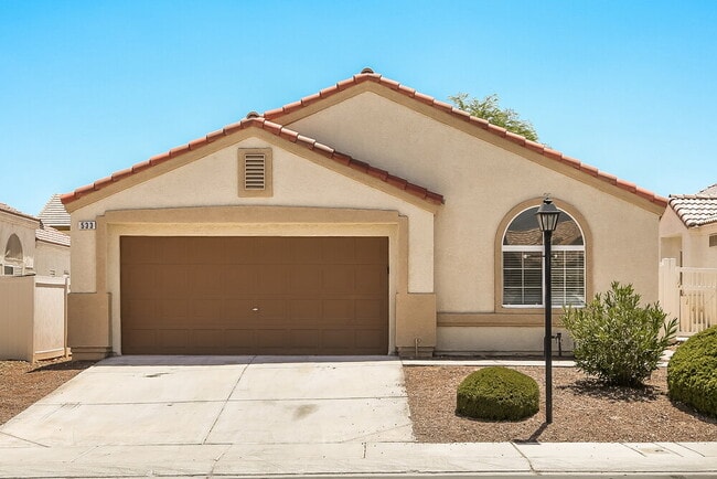 Building Photo - 533 Regal Robin Way
