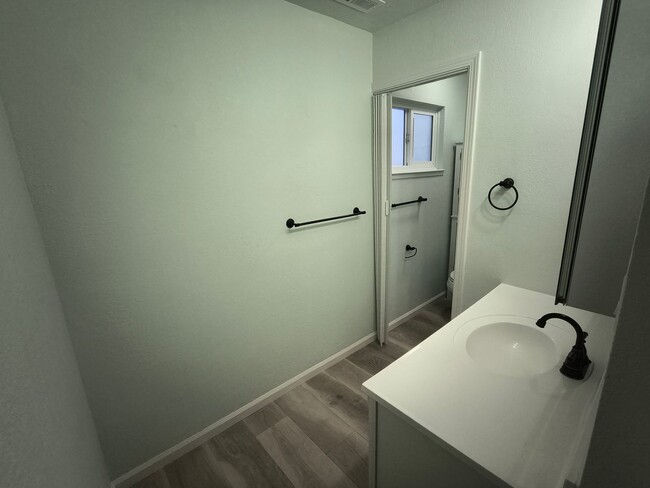 Building Photo - MUST SEE!!!!! Beautifully Remodeled Home in North Livermore!!!