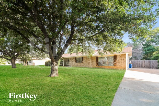 Building Photo - 2813 Silver Meadow Ln