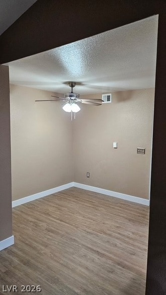 Building Photo - 231 Horizon Peak Dr