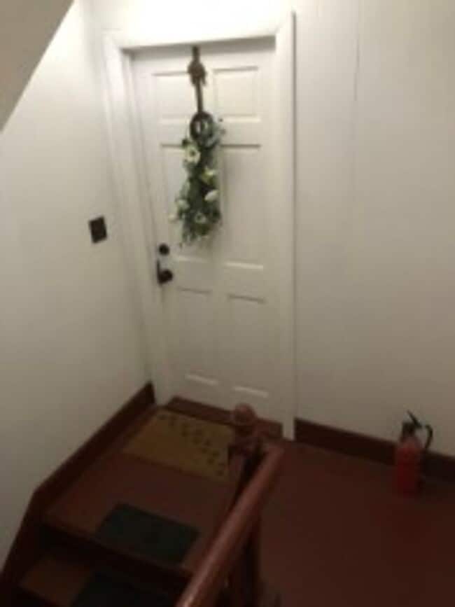 Building Photo - Brookline - 2  Bedroom Apt - Available NOW...
