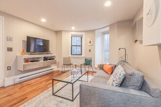 Building Photo - 529 Columbus Ave