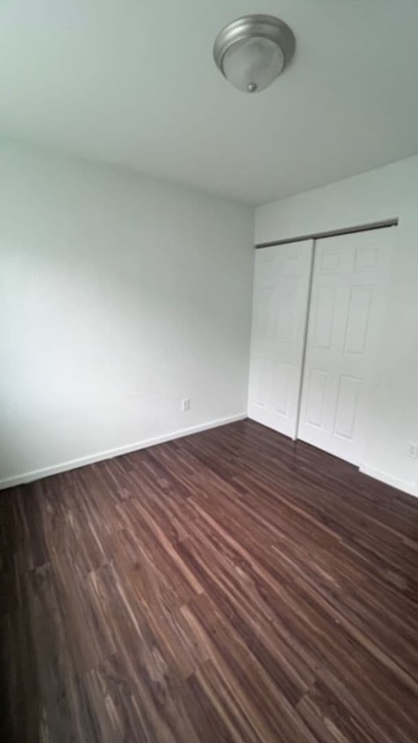 Building Photo - Half off the first month’s rent for this beautiful 5-bedroom, 2-bath duplex!