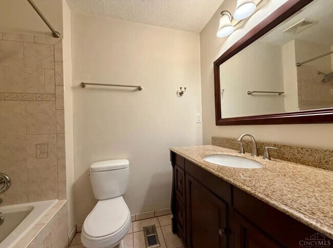 Building Photo - 6862 N Windwood Dr