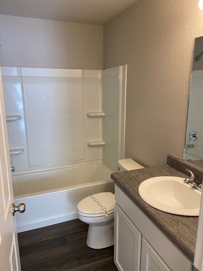 Building Photo - *Pre-leasing* Three Bedroom | Two Bath Home in Faulkner Crossing