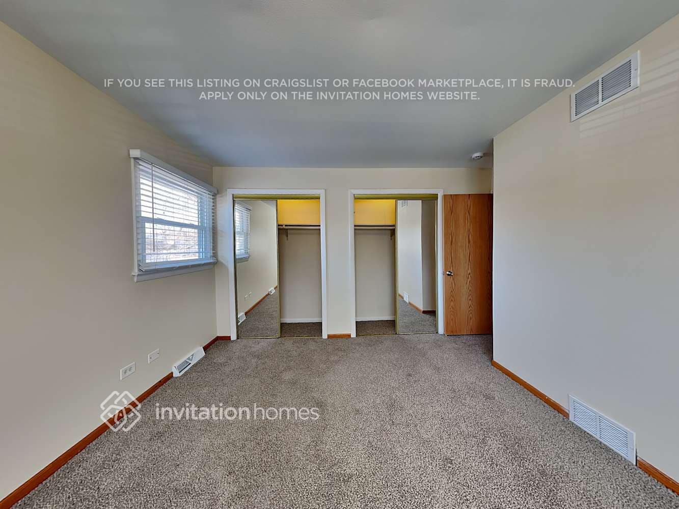 Building Photo - 1035 Iowa St