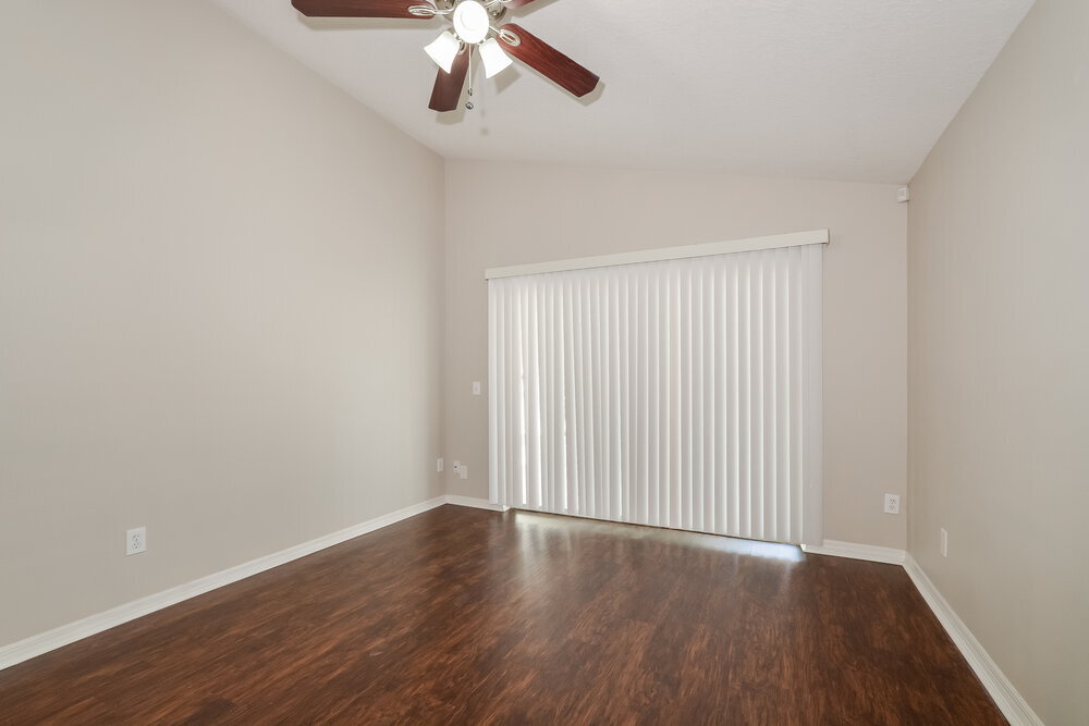 Building Photo - 493 Lancers Dr