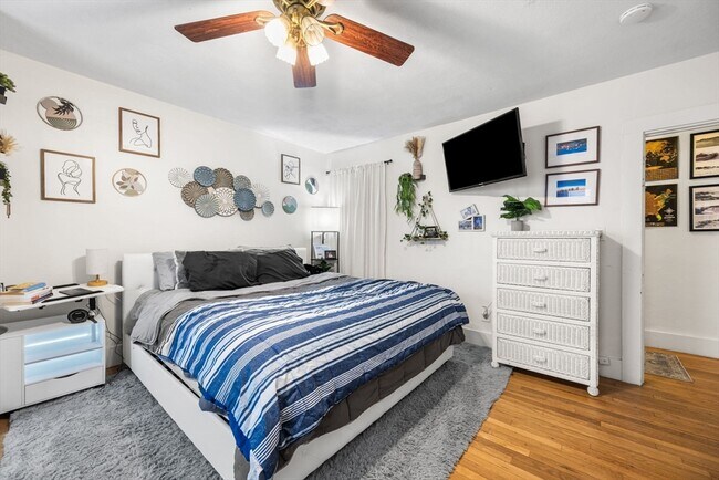 Building Photo - 249 Winthrop Shore Dr