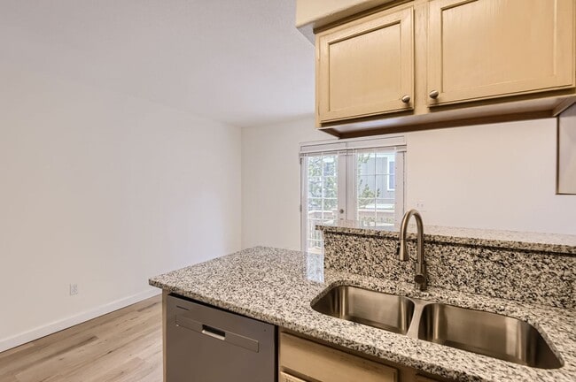 Building Photo - Home for Rent- Aurora - 80012