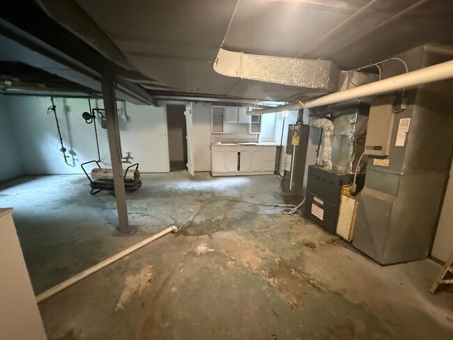 Building Photo - 9066 Pallardy Ln
