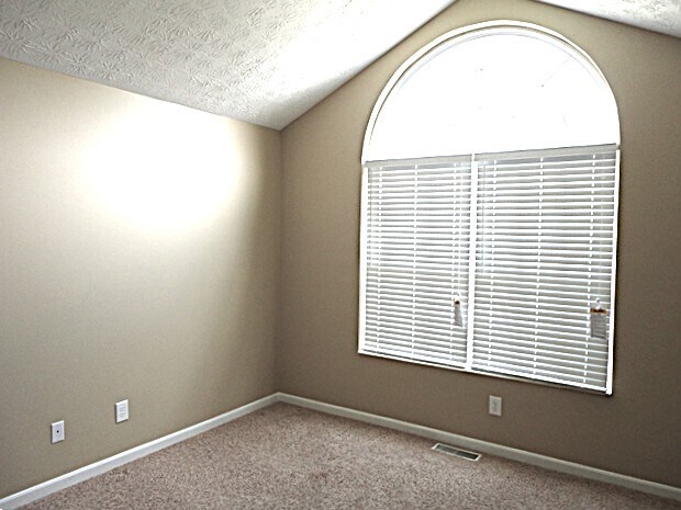 Building Photo - 6923 Belleglade Dr