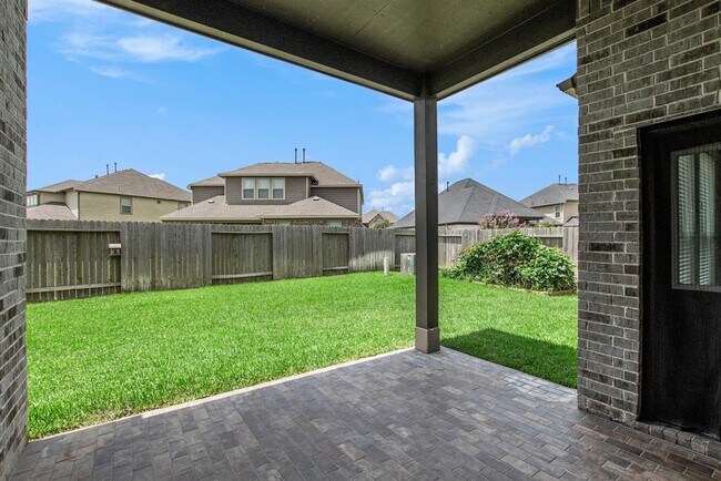 Building Photo - 18911 Cypress Bay Dr