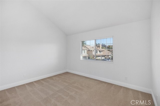 Building Photo - 2 Crystalglen