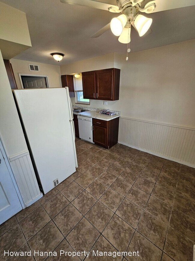 Building Photo - 4 br, 1 bath House - 21271 Priday St