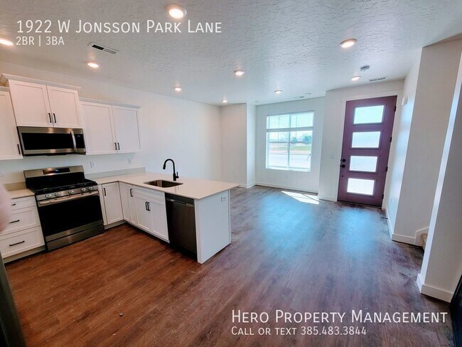 Building Photo - Gorgeous Lehi Townhome!!!