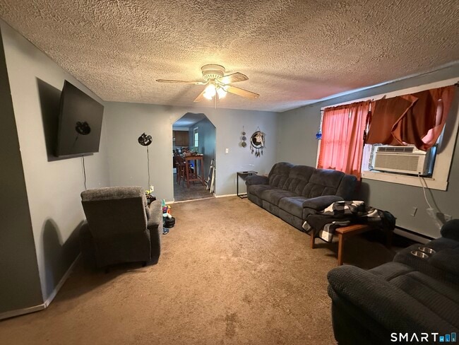 Building Photo - 56 Ingraham Pl