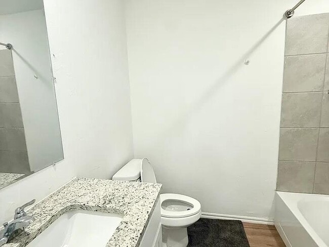 Building Photo - 3733 Palmetto Blf Dr