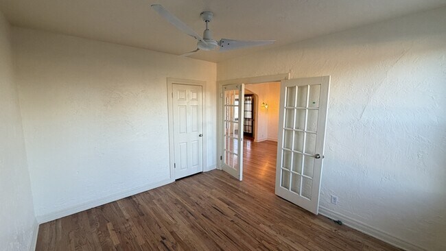 Building Photo - 1447 S Broadway