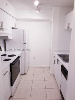 Building Photo - 12136 St.Andrews Pl