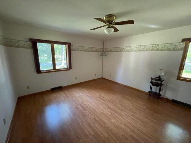 Building Photo - 9619 Manitou Park Dr