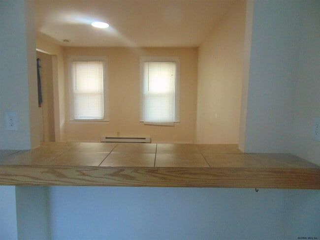 Building Photo - 186 Mill Valley Rd