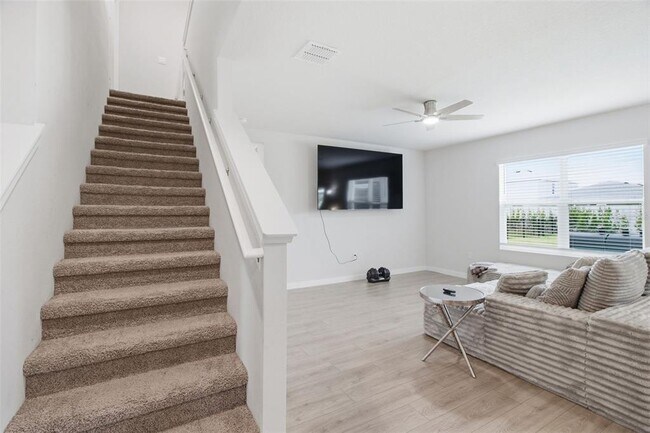 Building Photo - 18114 Wheathouse Pl