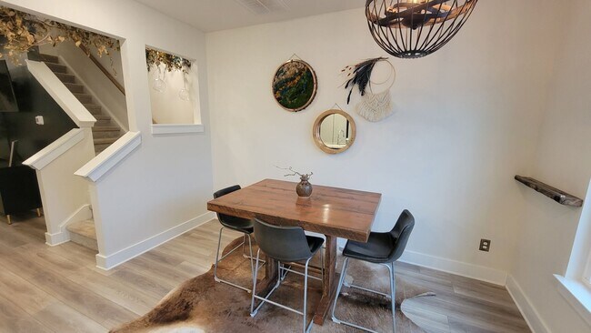 Building Photo - 3 Bed, 2.5 Bath Townhome Available in Travelers Rest