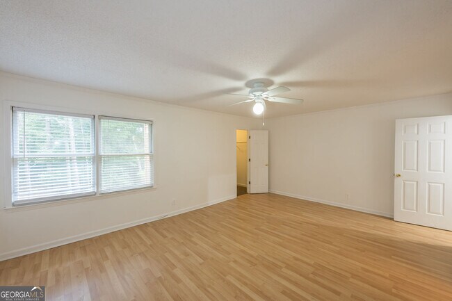 Building Photo - 9070 Cobbler Ct