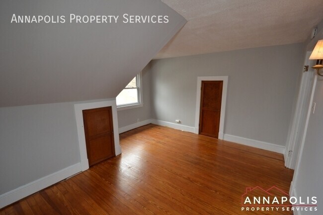 Building Photo - 117 Smith Ave