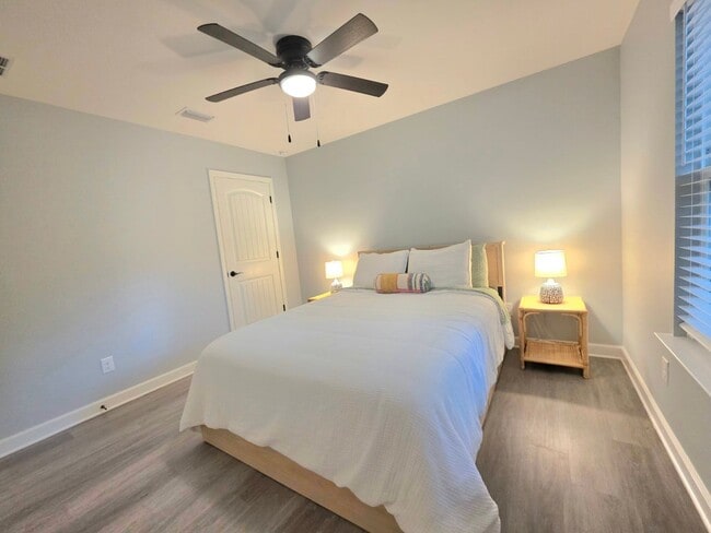 Building Photo - Discover the Style & Comfort in this new 3 Bedroom, 2 Bath Home.