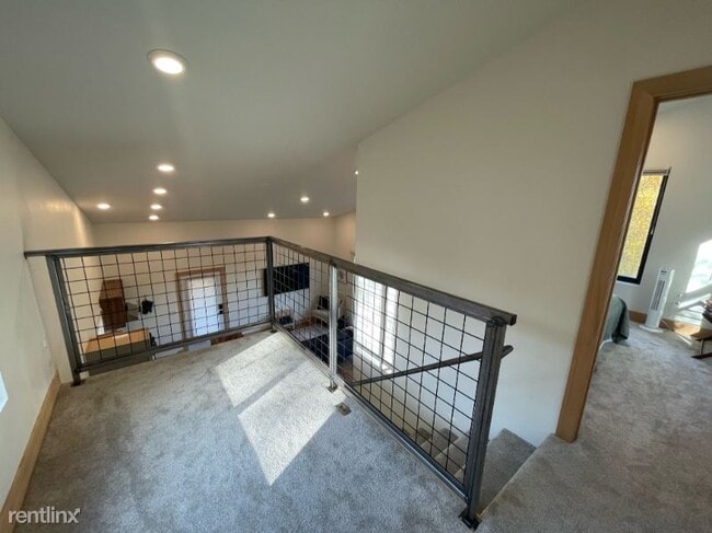 Building Photo - 2 br, 1 bath House - 6402 Quiet Cir