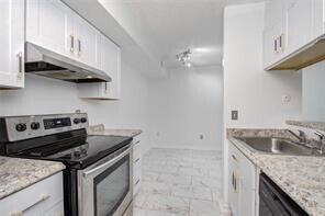 Building Photo - 17331 Red Oak Dr