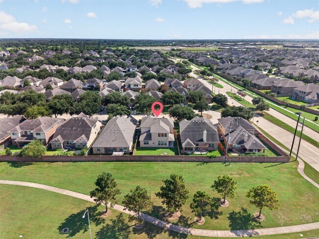 Building Photo - 24542 Bella Veneza Dr