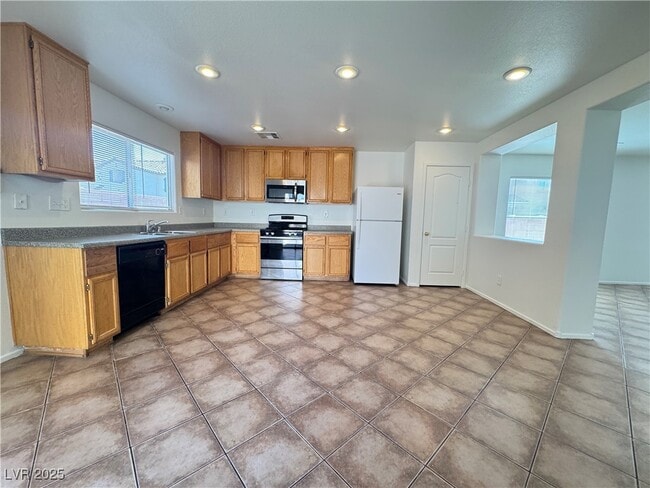 Building Photo - 4693 Ametrine Ct