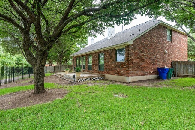 Building Photo - 1106 Camden Cove