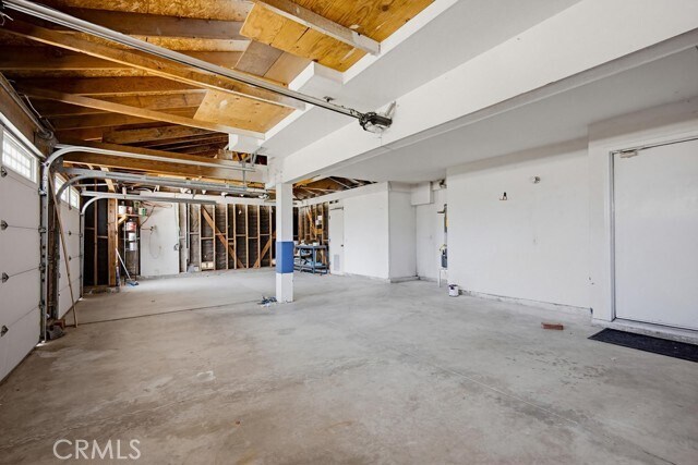 Building Photo - 3731 Columbia Cir