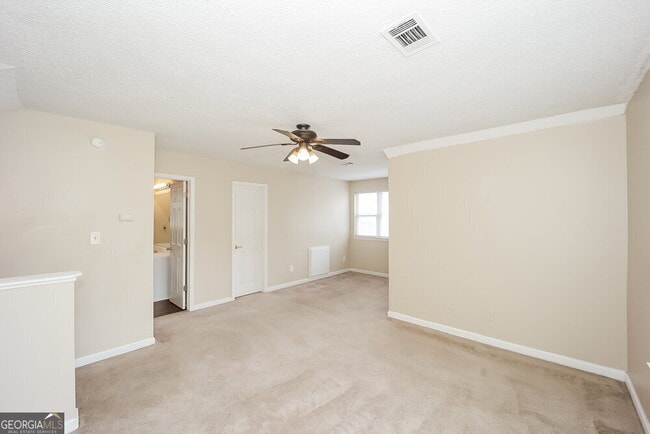 Building Photo - 705 Addy Cove