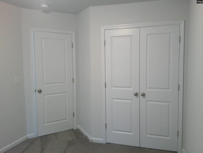 Building Photo - 1119 Ederbach Dr