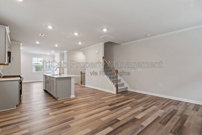 Building Photo - 1713 Chirping Trl