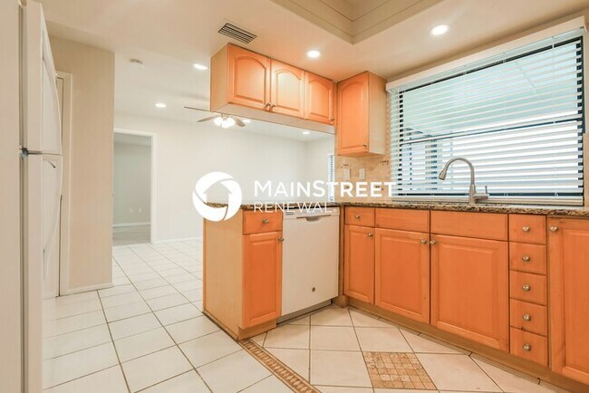 Building Photo - 3 Bedroom Pet-Friendly Home in PORT CHARLOTTE, FL with Main Street Renewal