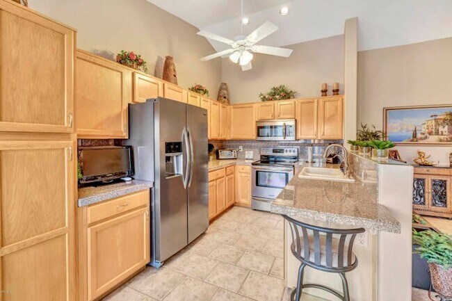 Building Photo - AVAILABLE OCTOBER - UNFURNISHED HOME IN SU...