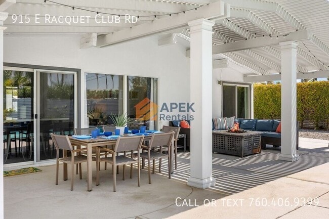 Building Photo - 915 E Racquet Club Rd