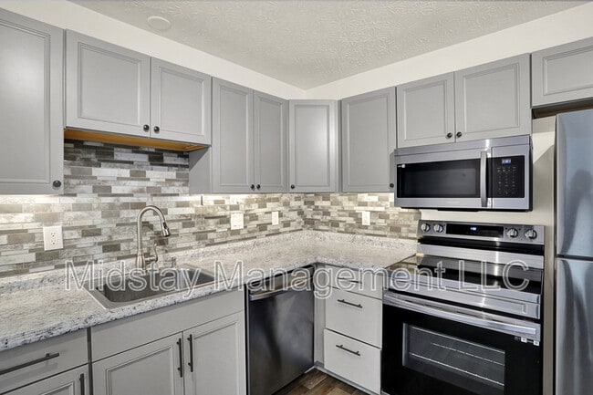 Building Photo - 5120 Haverford Ave