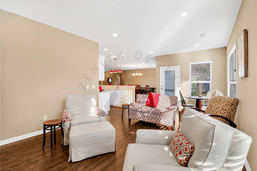 Building Photo - 361 Fern Leaf Ln