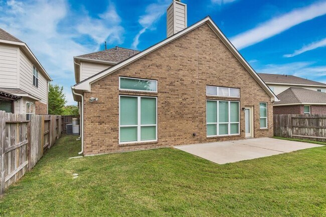 Building Photo - 24122 Haywards Crossing Ln