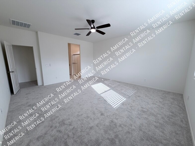 Building Photo - 17175 W Blue Sky Dr