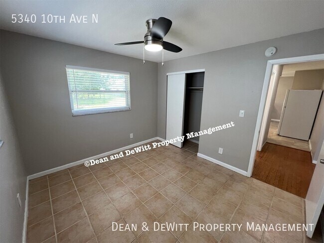 Building Photo - 5340 10th Ave N