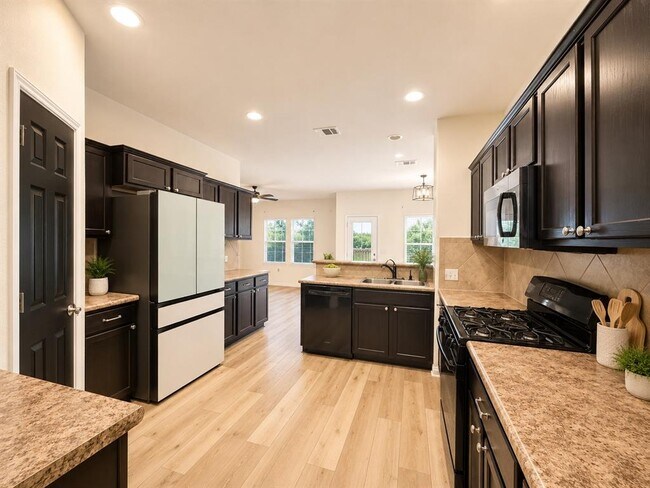 Building Photo - 202 Mossberg Ln